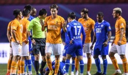 足坛最新爆料新闻报道,最新爆料揭示转会内幕与赛场秘闻